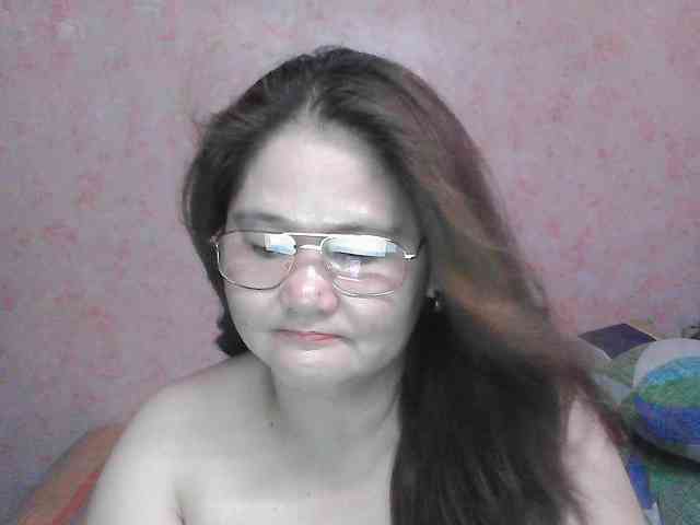NICEtitspinay webcam