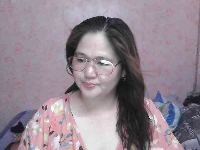 NICEtitspinay webcam