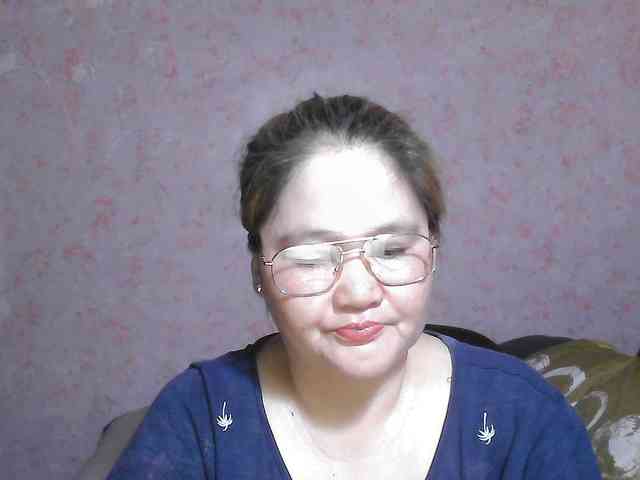 NICEtitspinay webcam