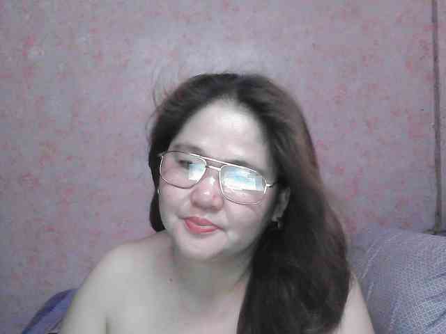 NICEtitspinay webcam