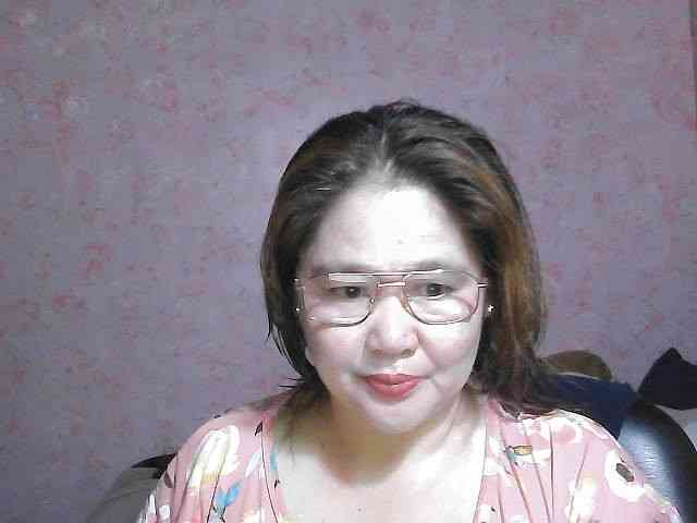 NICEtitspinay webcam
