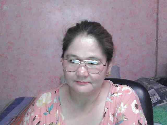 NICEtitspinay webcam