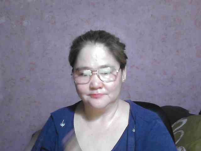 NICEtitspinay webcam