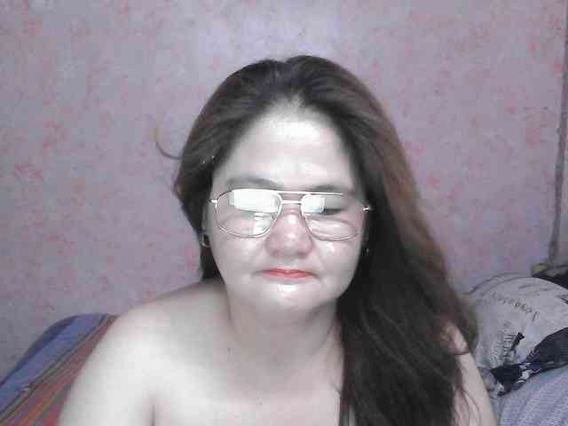 NICEtitspinay webcam