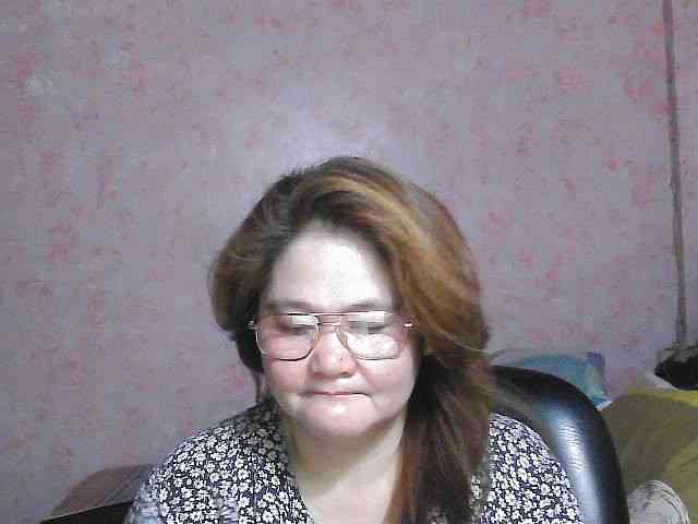 NICEtitspinay webcam