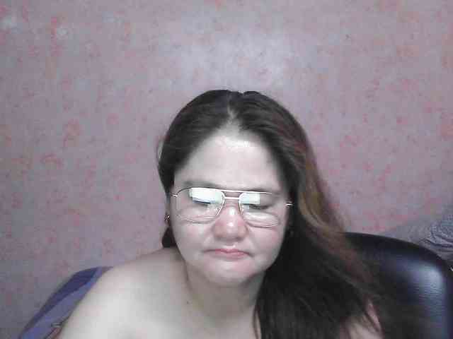 NICEtitspinay webcam