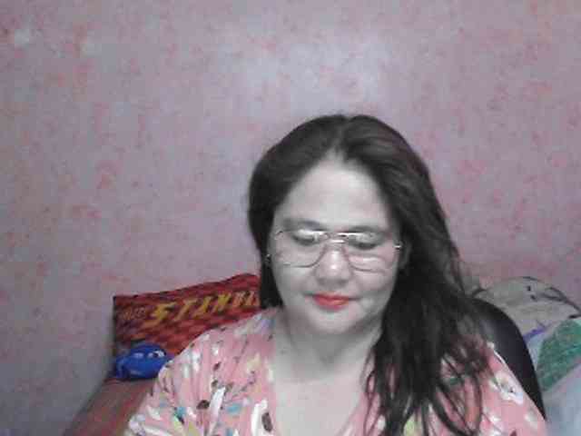 NICEtitspinay webcam