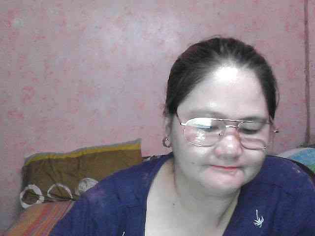 NICEtitspinay webcam