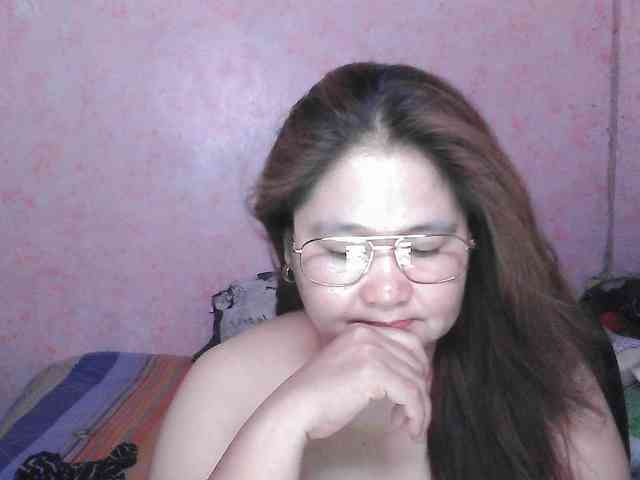 NICEtitspinay webcam