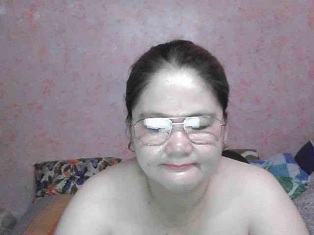 NICEtitspinay webcam