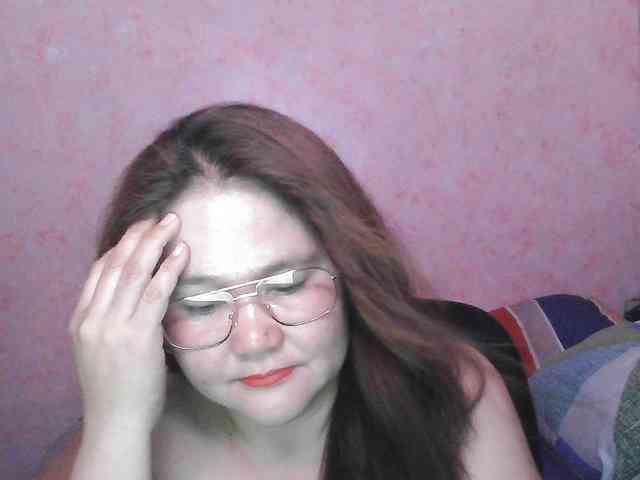 NICEtitspinay webcam