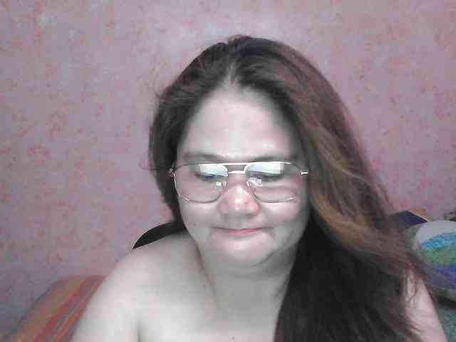 NICEtitspinay webcam