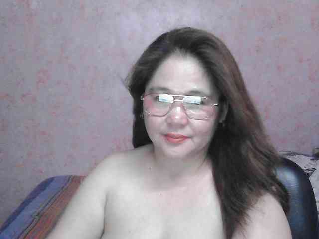 NICEtitspinay webcam