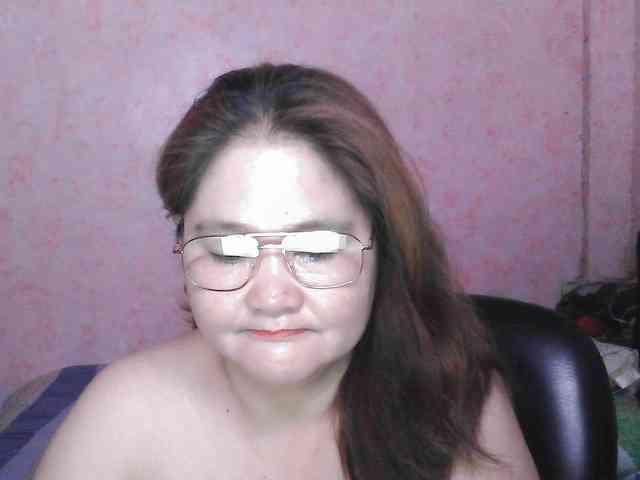 NICEtitspinay webcam