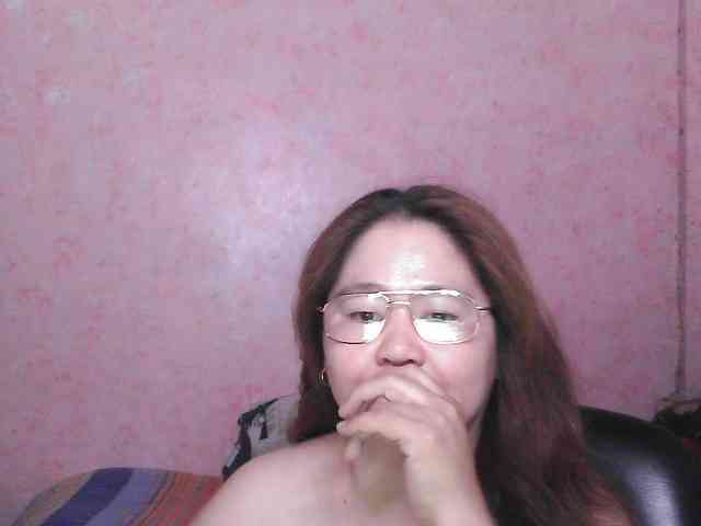 NICEtitspinay webcam