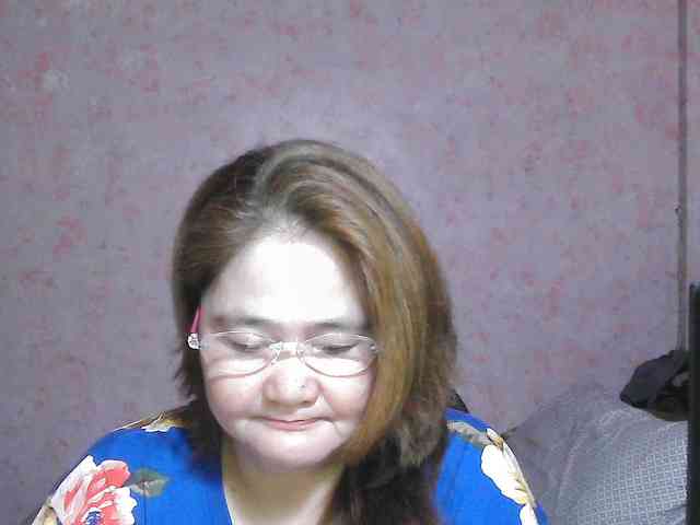 NICEtitspinay webcam