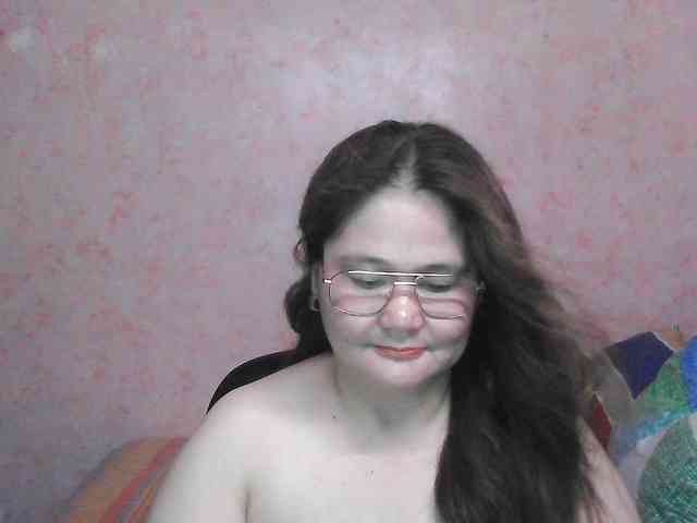 NICEtitspinay webcam