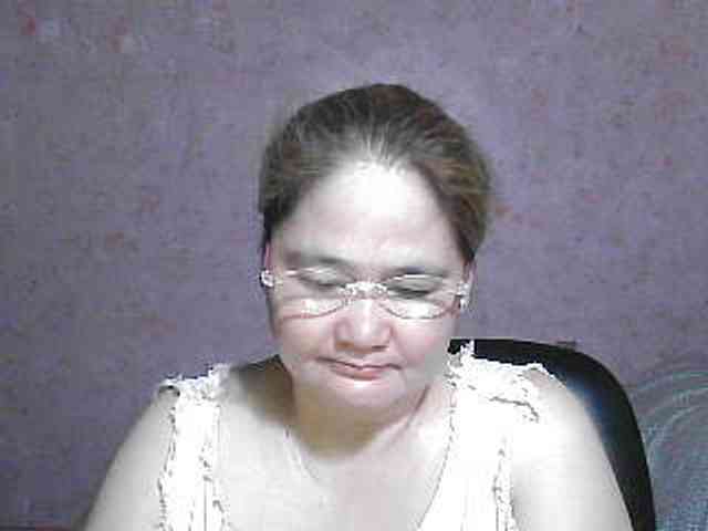 NICEtitspinay webcam