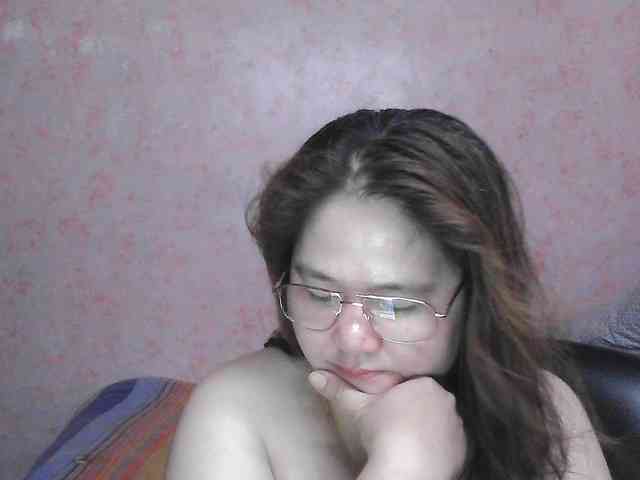 NICEtitspinay webcam