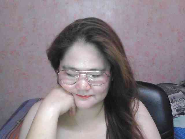 NICEtitspinay webcam