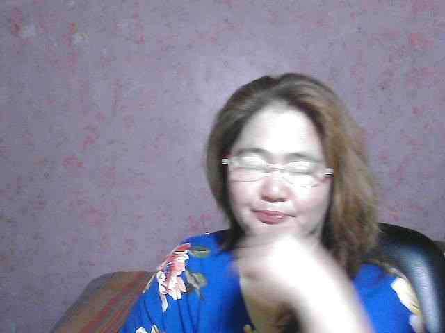 NICEtitspinay webcam
