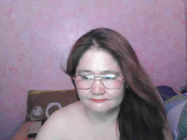 NICEtitspinay webcam