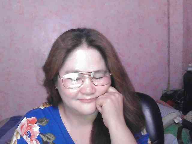 NICEtitspinay webcam