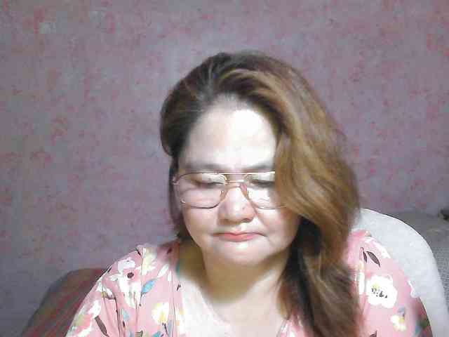 NICEtitspinay webcam