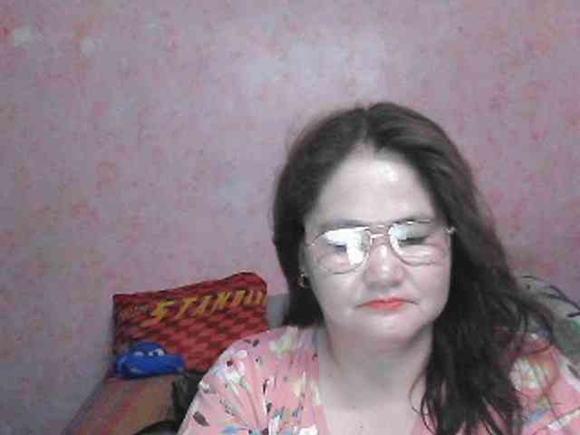 NICEtitspinay webcam