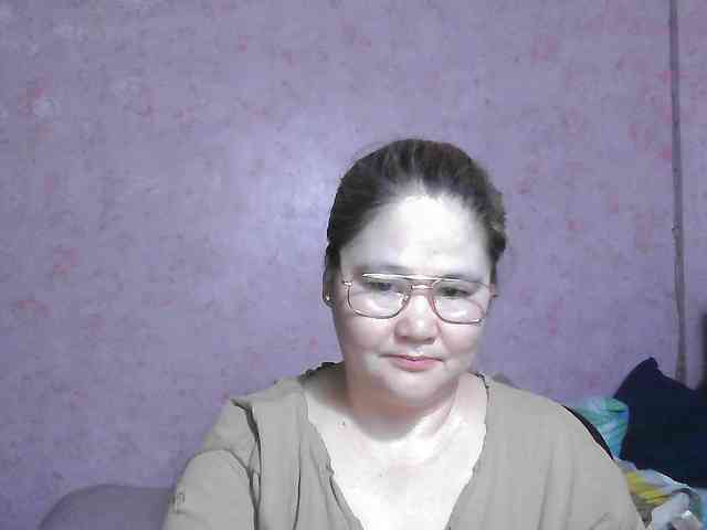 NICEtitspinay webcam