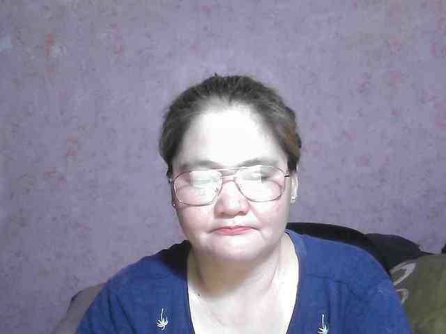 NICEtitspinay webcam