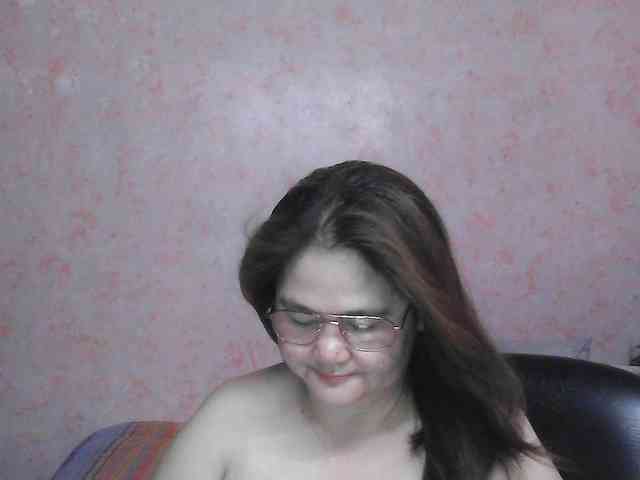 NICEtitspinay webcam