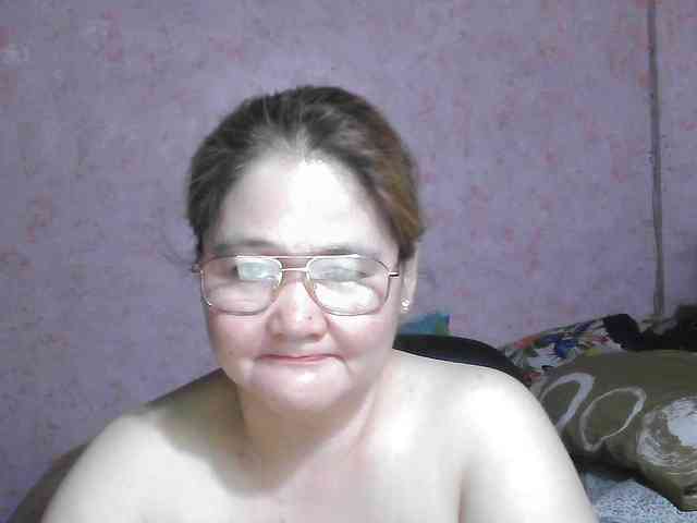 NICEtitspinay webcam