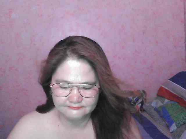 NICEtitspinay webcam