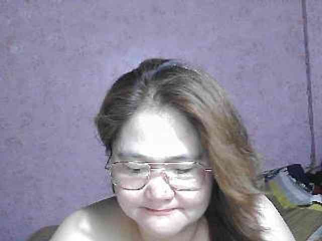 NICEtitspinay webcam