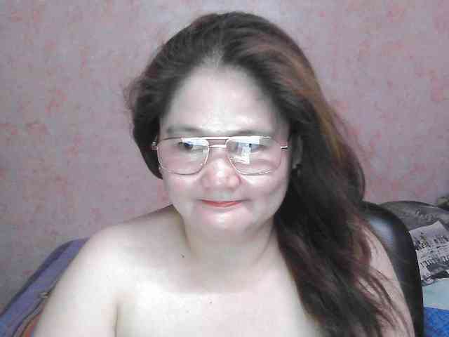 NICEtitspinay webcam