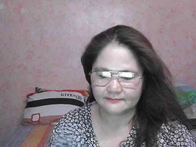 NICEtitspinay webcam