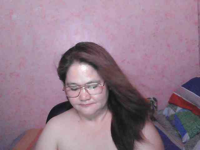 NICEtitspinay webcam