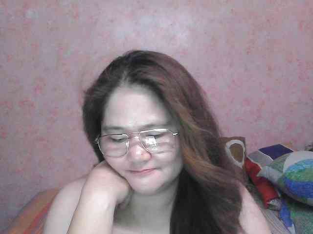 NICEtitspinay webcam