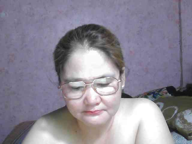 NICEtitspinay webcam