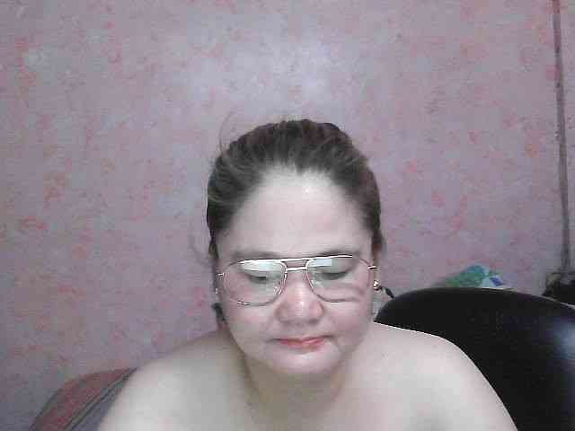 NICEtitspinay webcam