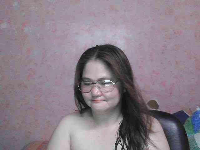 NICEtitspinay webcam