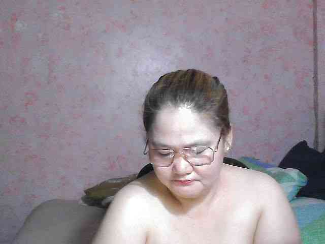NICEtitspinay webcam