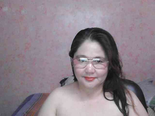 NICEtitspinay webcam