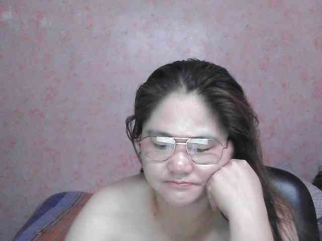 NICEtitspinay webcam