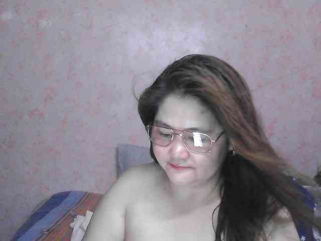 NICEtitspinay webcam