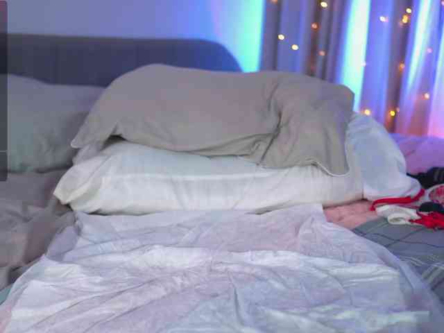 CherryGirlfriend webcam