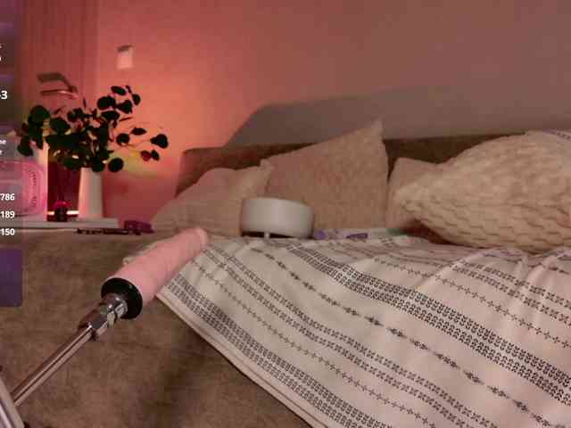 CherryGirlfriend webcam