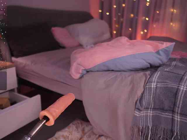 CherryGirlfriend webcam