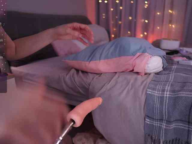 CherryGirlfriend webcam